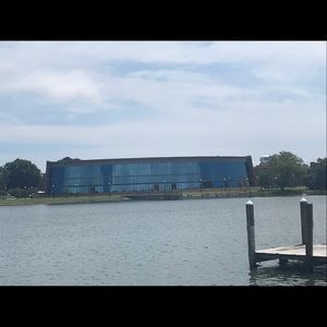 Meet your Posher, Cesar